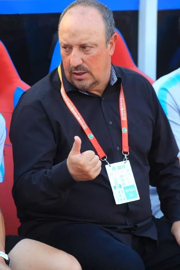 华体会正版下载-巴特勒官方宣布刷新纪录新规，利物浦引发争议！观众掌声雷动-华体会正版下载